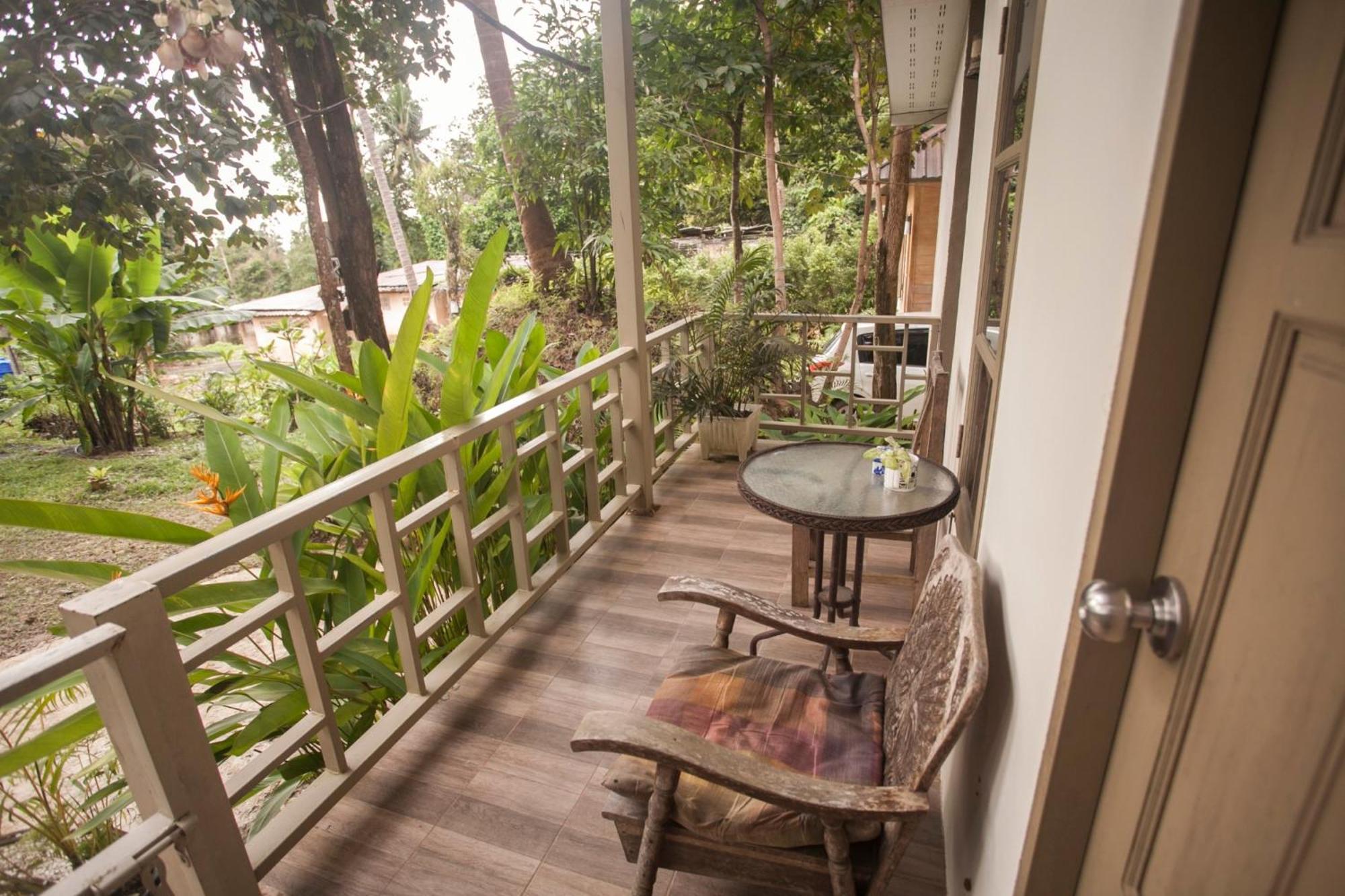 Cozy Huts Hotel Trat Room photo