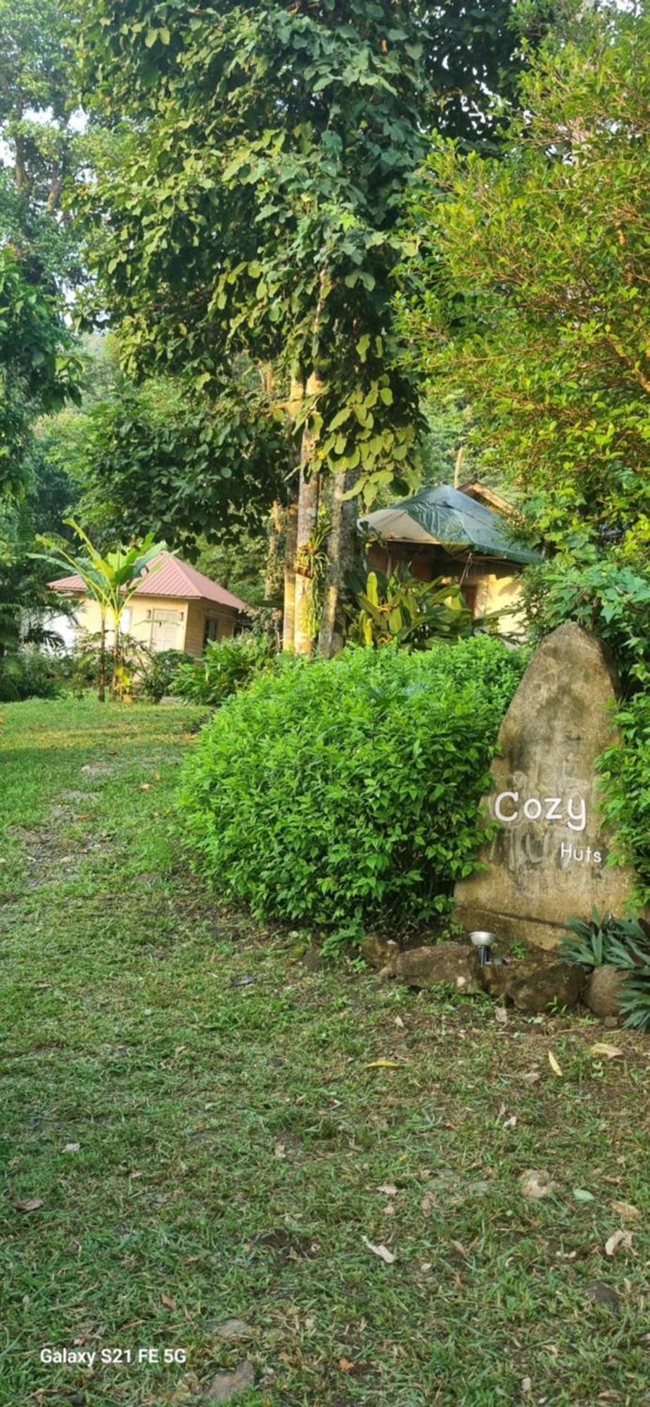 Cozy Huts Hotel Trat Exterior photo